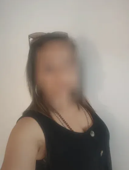Alexandra, 38