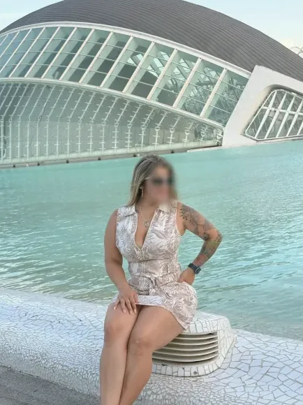 Anja, 32