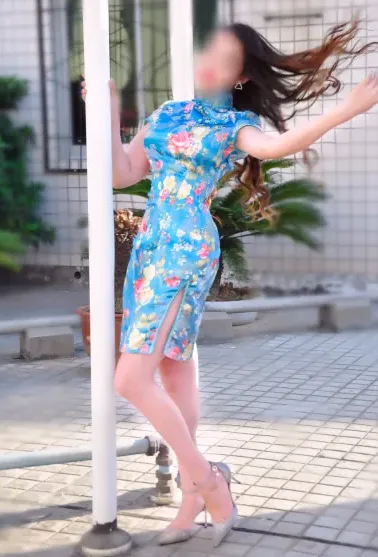 Barbara, 32