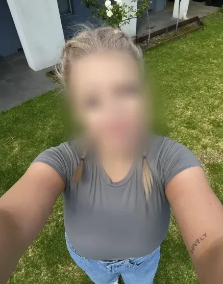 Fabienne, 30