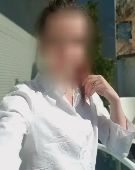 Hanna, 32