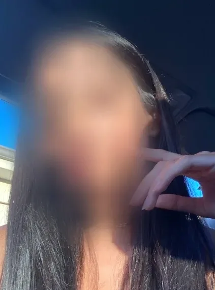 Hannah, 20