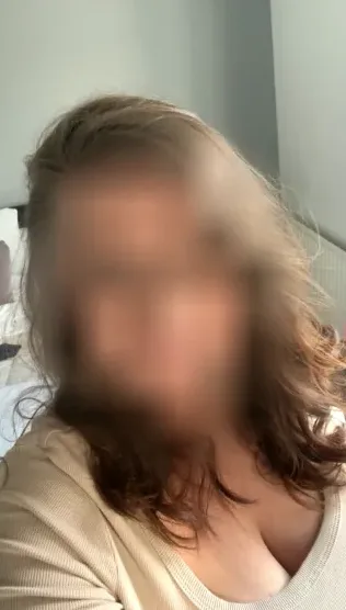 Selina, 36