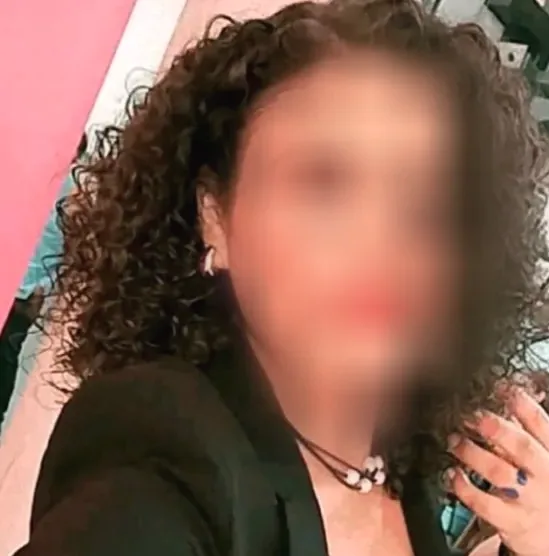 Simone, 35