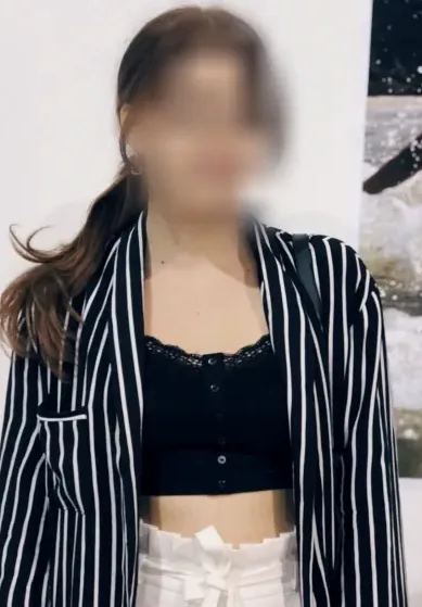 Vanessa, 28