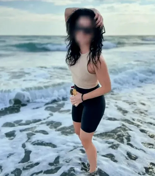 Viktoria, 31